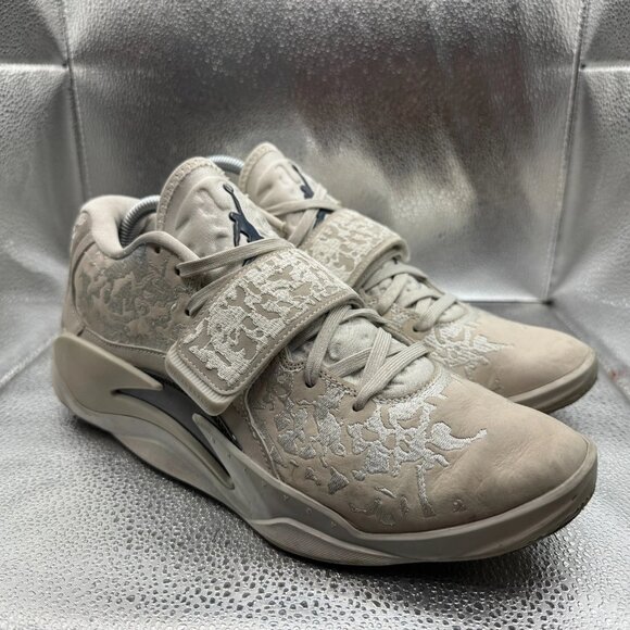 Size 9.5 Nike Jordan Zion 3 M.U.D. SE Williamson Light Bone Mens Shoe FN1714-040 - Picture 1 of 11